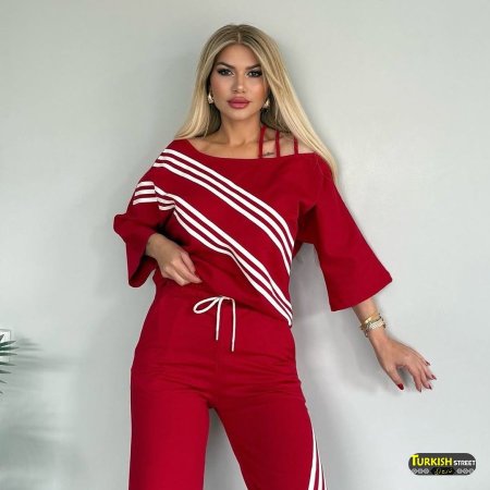 احمر