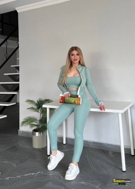 فيروزي