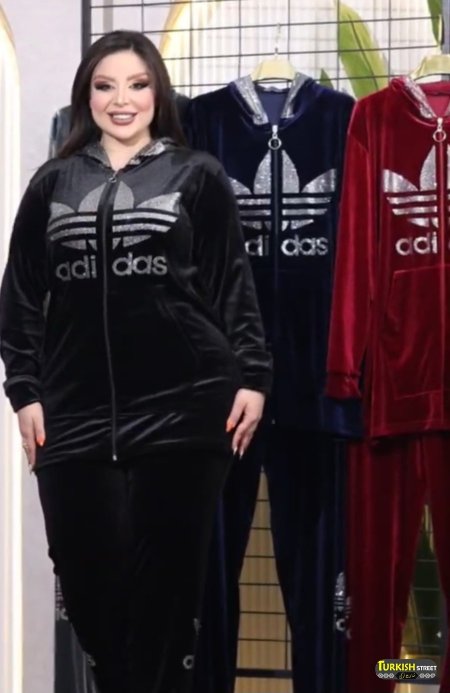 ترينج اديداس مخمل قطعتين ..
