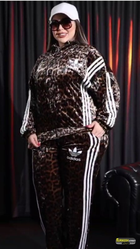 ترينج اديداس مخمل ثلاث قطع ..