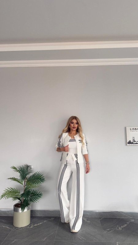 ترينج اديداس تلاث قطع